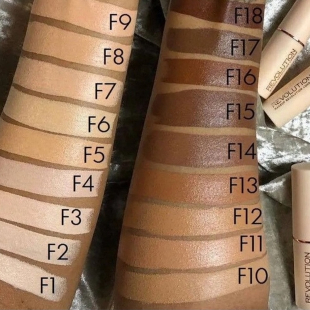 Revolution Beauty Foundation Stick | Choose Your Shade - Picture 4 of 4